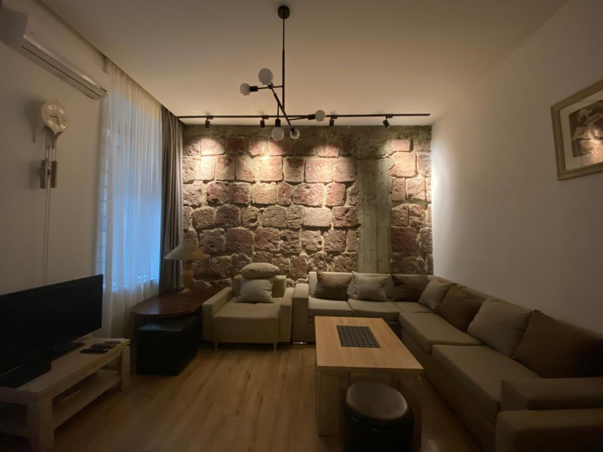Nice Loft On Uznadze Street Tiflis Exterior foto