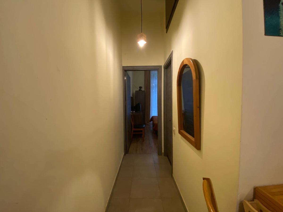 Nice Loft On Uznadze Street Tiflis Exterior foto